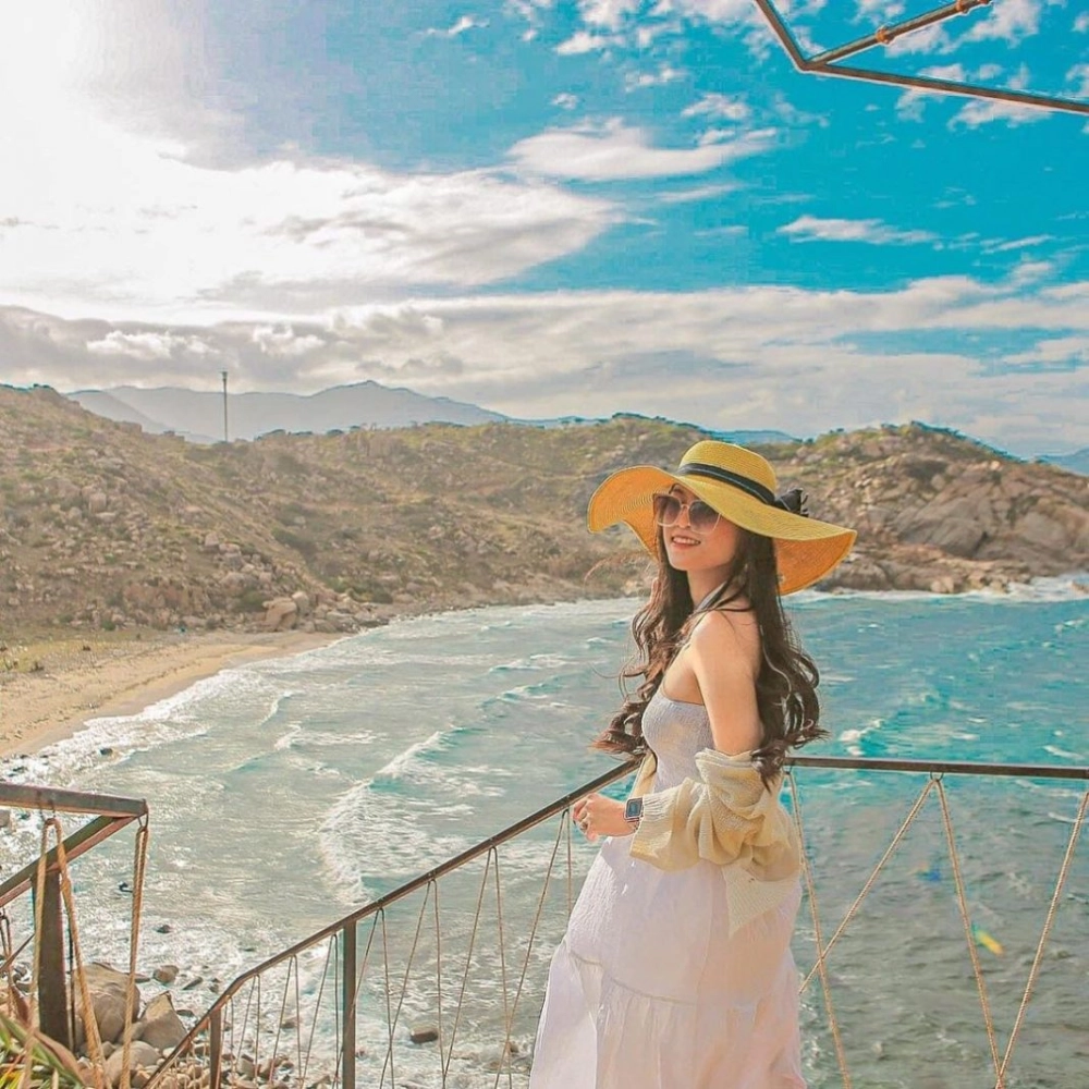 Tận hưởng tour đảo bình hưng 2 ngày 1 đêm hấp dẫn