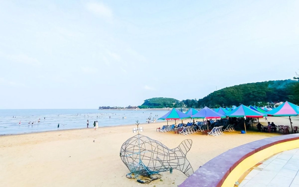 Tận hưởng vẻ đẹp phong cảnh biển Đồ Sơn