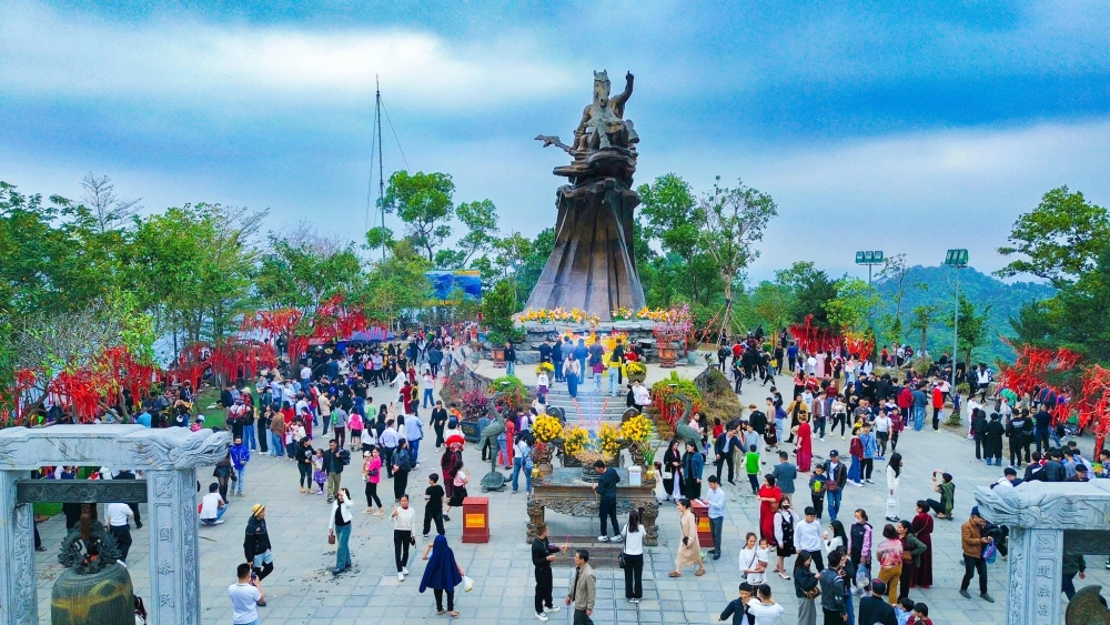 Tận mắt thấy lễ hội đền gióng sóc sơn truyền thống
