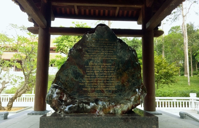 Tham gia du lịch K9 để tìm hiểu di tích