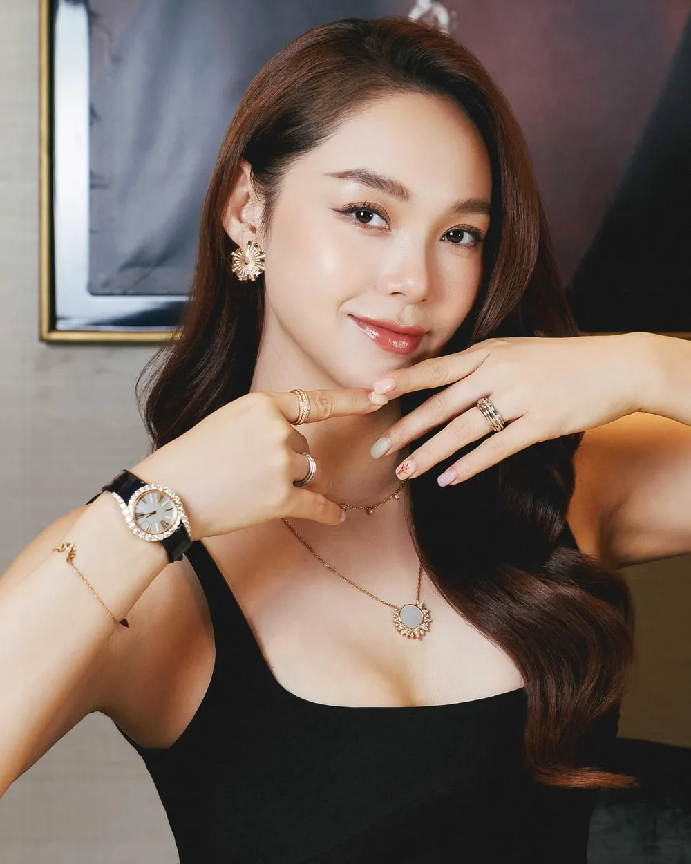 Thưởng thức trọn vẹn album Minh Hằng mới nhất