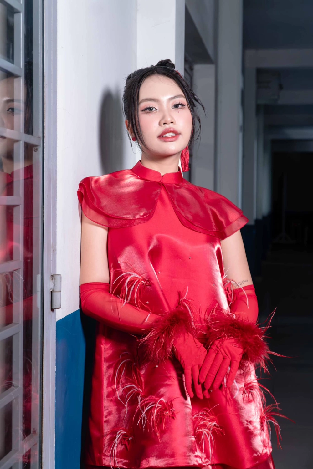 Tìm lời bài hát Phương Mỹ Chi Vũ trụ có anh