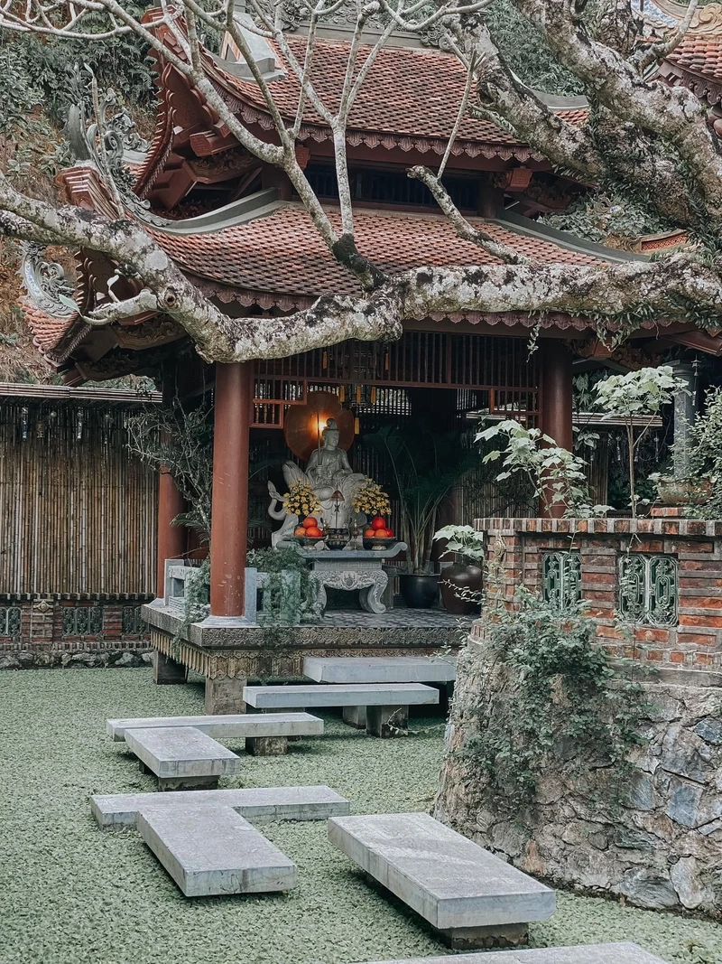 Tĩnh lặng qua từng hình ảnh chùa địa tạng