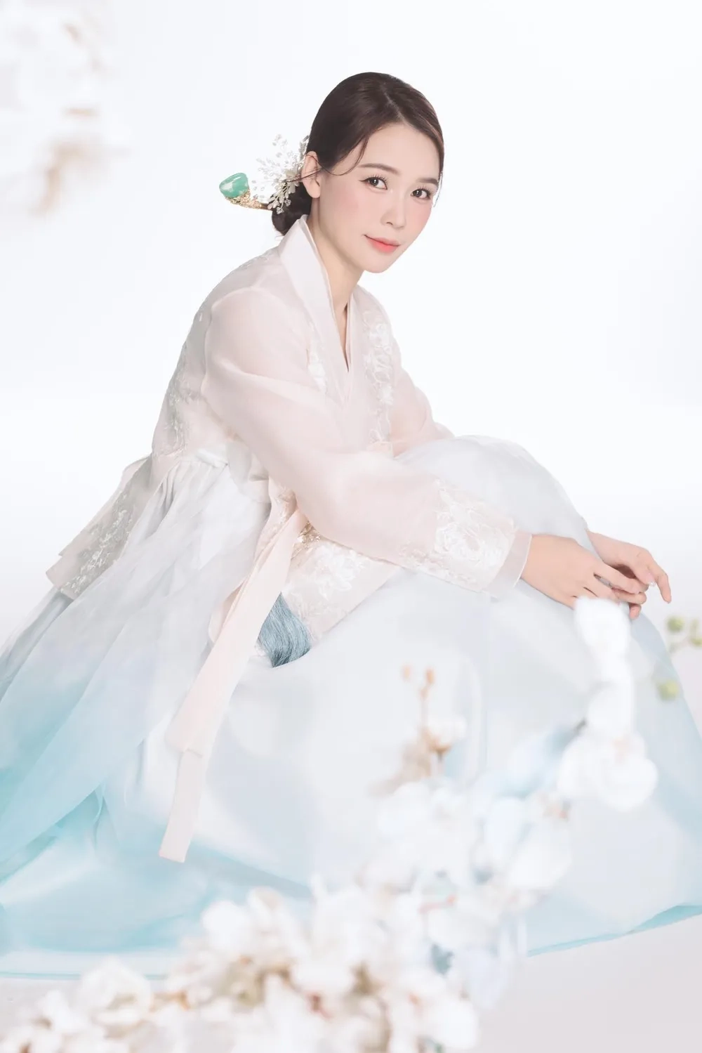 Tình yêu đẹp của diễn viên Sam lấy chồng được ngưỡng mộ