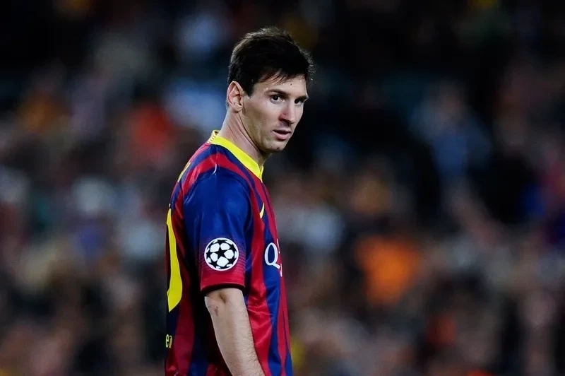 Tự tạo ảnh chế từ messi meme template đang hot rần rần