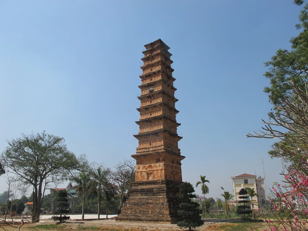 Văn hóa tháp Bình Sơn phản ánh đời sống tinh thần xưa.