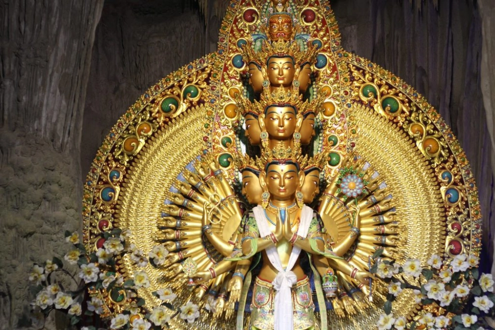 Văn khấn chùa Tây Thiên, cầu bình an cho gia đạo thuận hòa