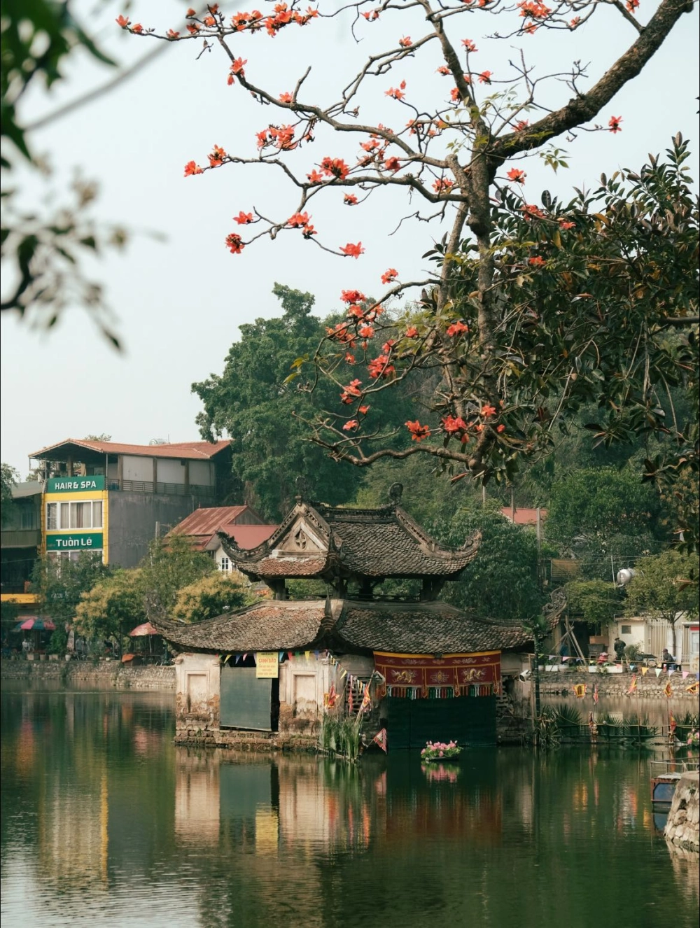 Xem ngay hình ảnh của chùa thầy đẹp và ấn tượng